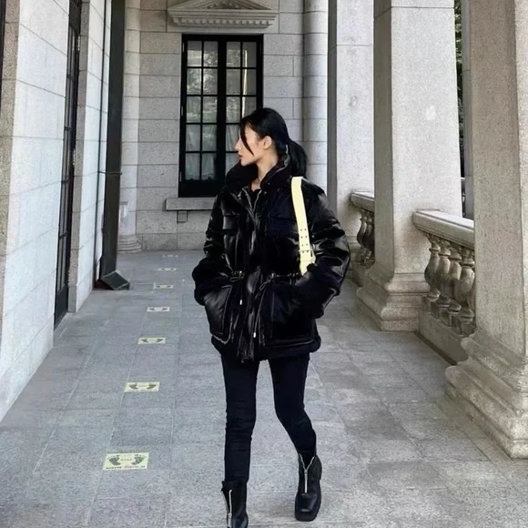 ALO Yoga Glossy Black Puffer Coat - Picture 10 of 12